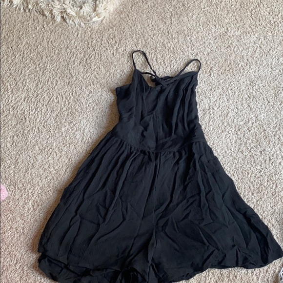 Romper - Picture 1 of 4